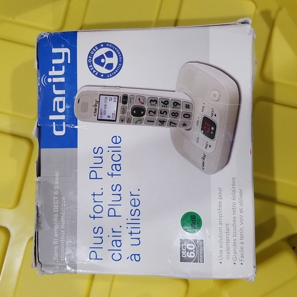 Clarity Telephone - Picture 2 of 4